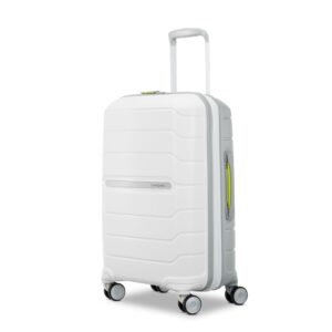 Samsonite Freeform Spinner Carry-on